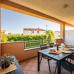 Apartment Casa Serena Pula