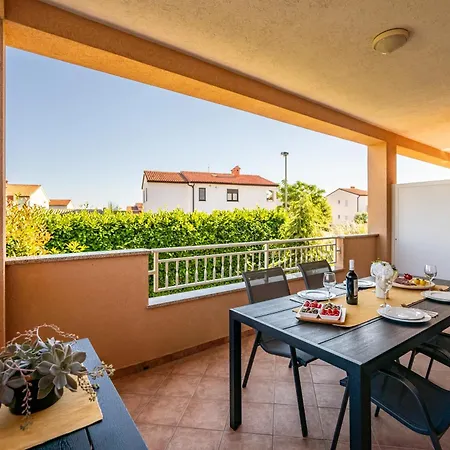 Apartment Casa Serena Pula